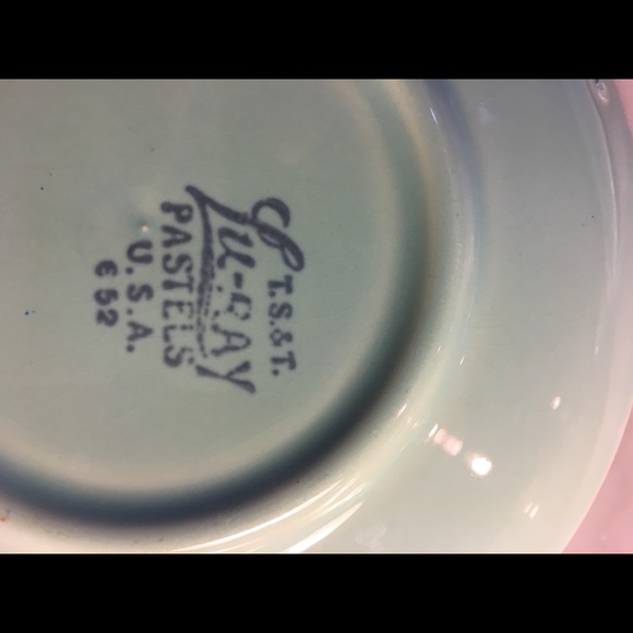 Four USA made T.S.&T Lu-Ray Pastel plates and four cups and six saucers. - Picture 5 of 8